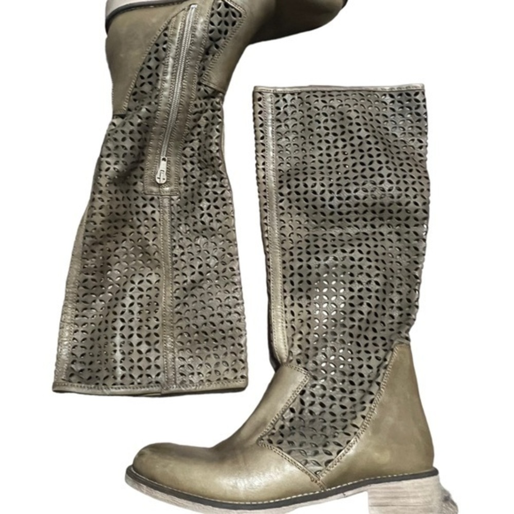 Boutique 9 Brown Leather Boots Mesh Upper Size 6